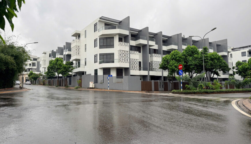 L087 nha thanh pho ca phe (7)