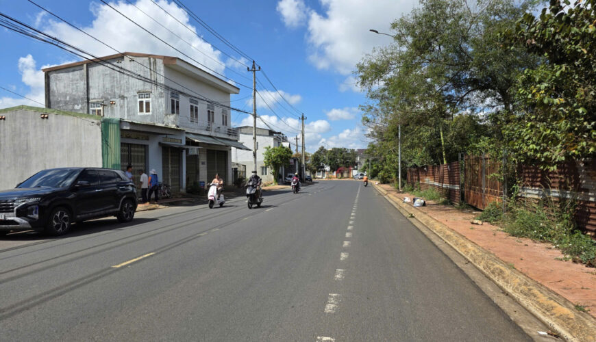 M005 dat mai thi luu eakao (2)