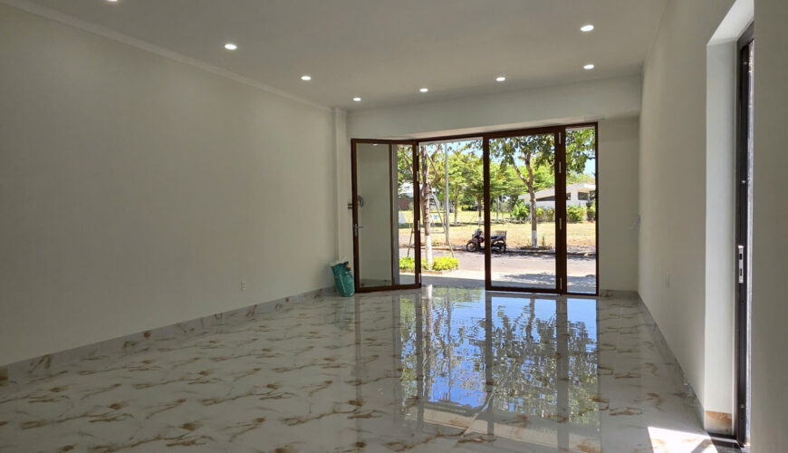 M033 cho thue nha ecocity (15)